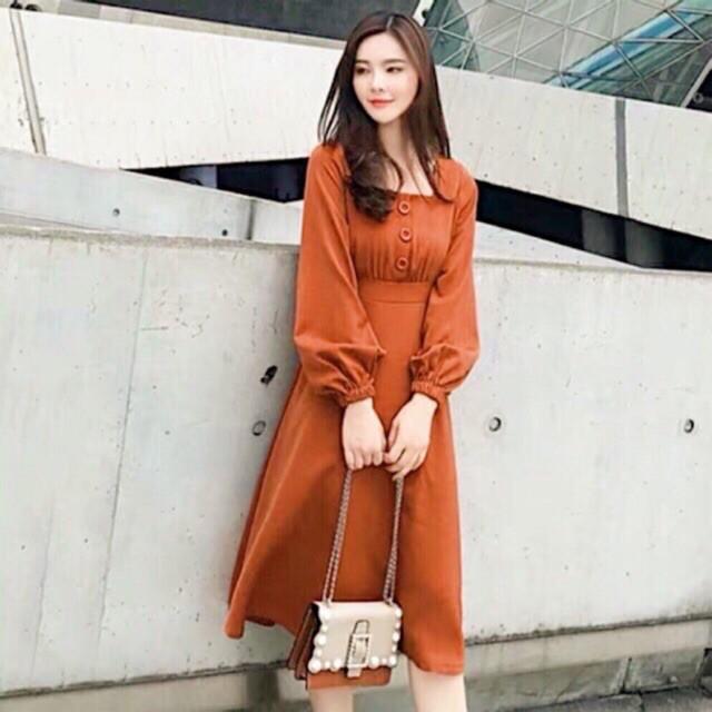 Đầm Suông Cam Cổ Vuông