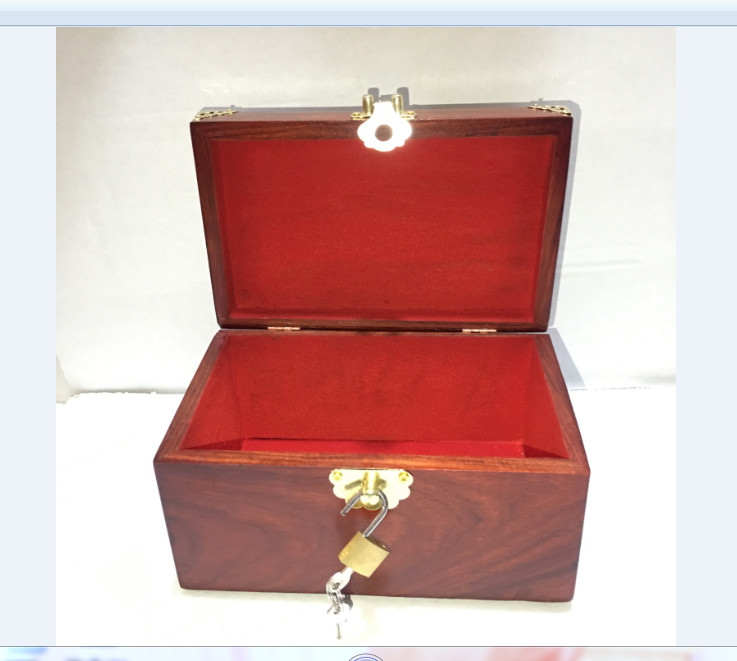 Hộp đựng trang sức - hộp đựng con dấu mặt chữ thọ vàng bằng gỗ hương size 19cm - kèm khóa mini