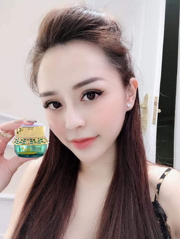 KEM HỖ TRỢ ĐIỀU TRỊ VÀ NGĂN NGỪA MỤN - KIỀM DẦU - DƯỠNG ẨM CHO DA ILA'S CHÍNH HÃNG 20G