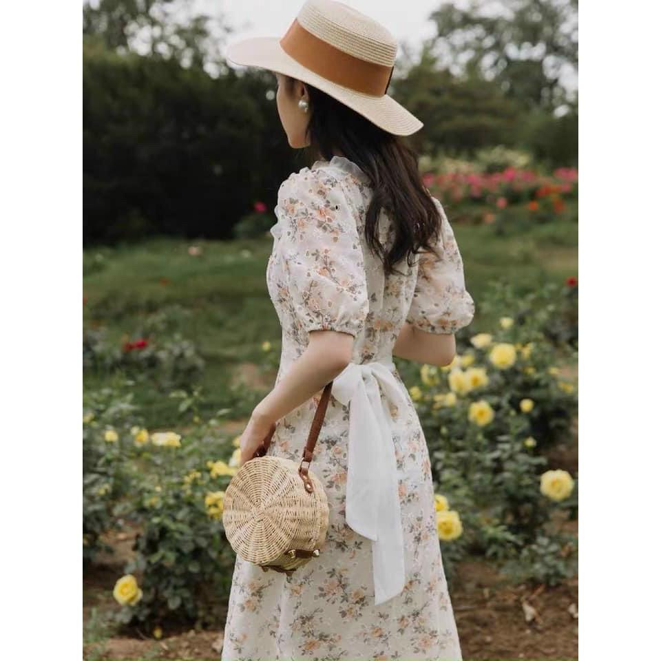 Váy hoa cổ vuông | Floral midi dress