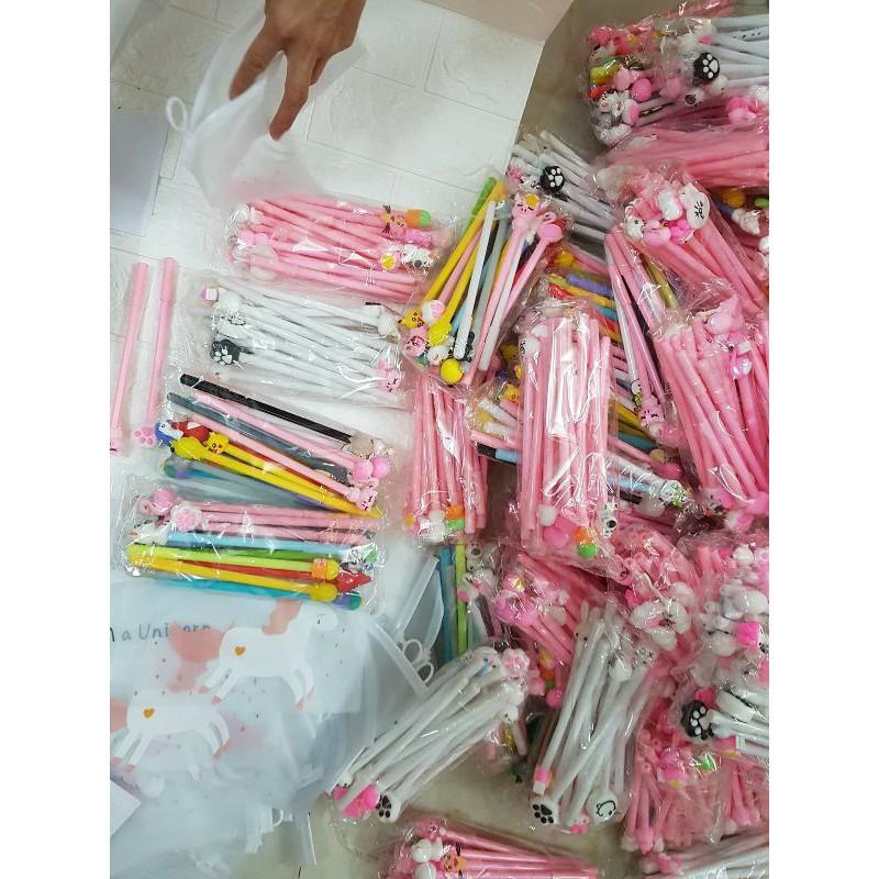 Set 20 bút bi nước siêu ngộ nghĩnh kèm túi đựng