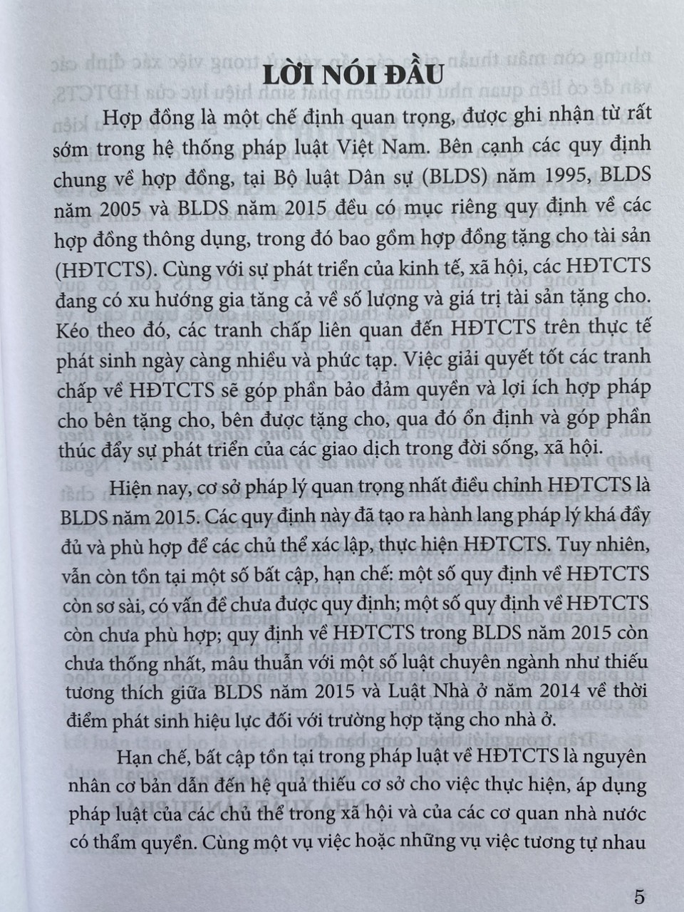 Hợp Đồng Tặng Cho Tài Sản Theo Pháp Luật Việt Nam - Một Số Vấn Đề Lý Luận Và Thực Tiễn