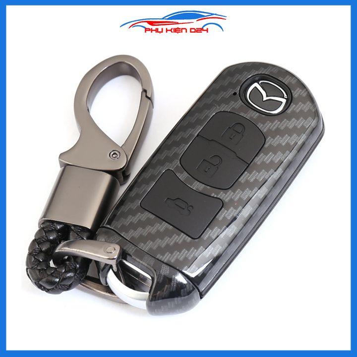 Ốp vỏ bọc chìa khóa xe Mazda CX8 sợi nhựa cacbon kèm móc treo Inox