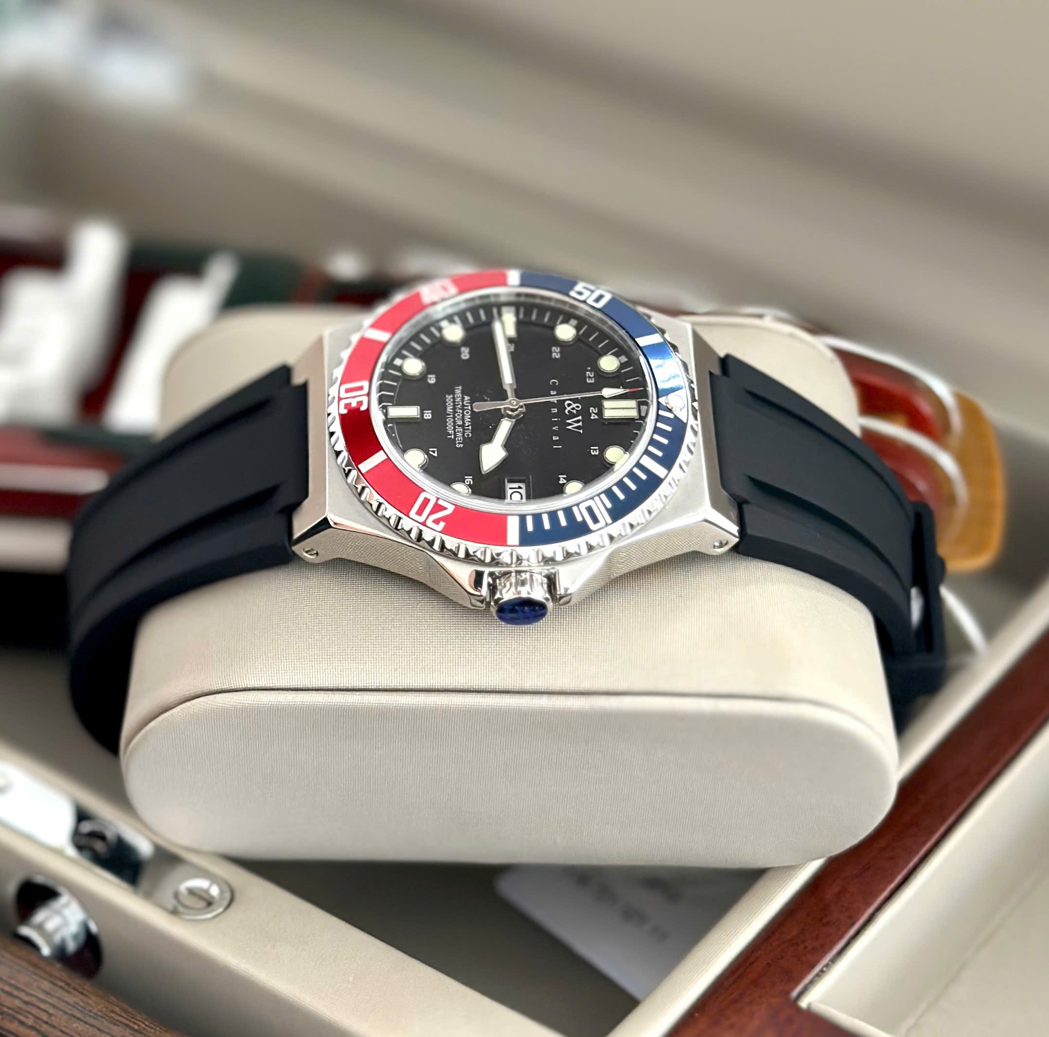 Đồng hồ nam chính hãng I&amp;W Carnival 726G-D4 Hàng mới fullbox ,Kính chống xước,Chống nước 100m,BH 24 tháng,Máy Cơ Automatic,dây cao su chống nước tuyệt đối