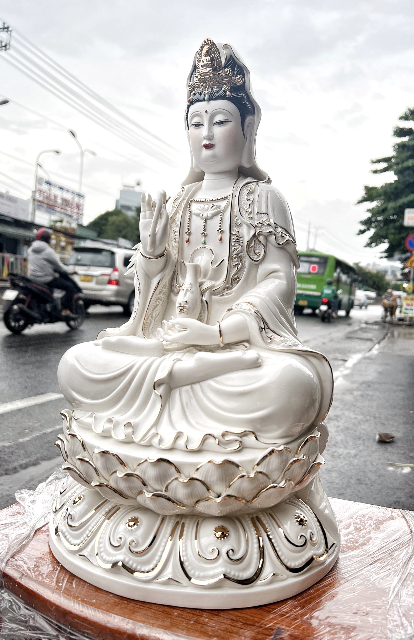 Tượng Quan Âm sứ trắng cao cấp đức hóa cao 46cm
