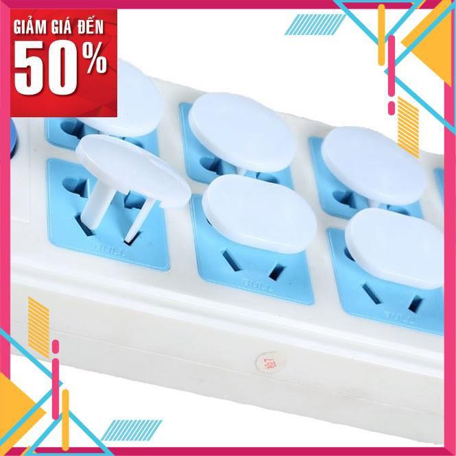 Nút bịt ổ điện nắp cắm 2 chân, 3 chân lộn xộn chống giật an toàn cho bé trẻ em