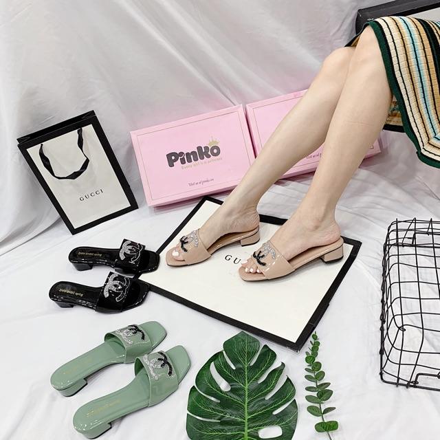 Dép quai bản da bóng chữ X đính đá gót 2cm