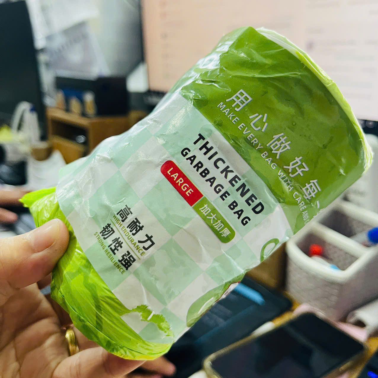 Cuộn Túi Đựng Rác Ngải Cứu Khử Mùi Có Dây Rút Khử Mùi, Kháng Khuẩn 45X43Cm