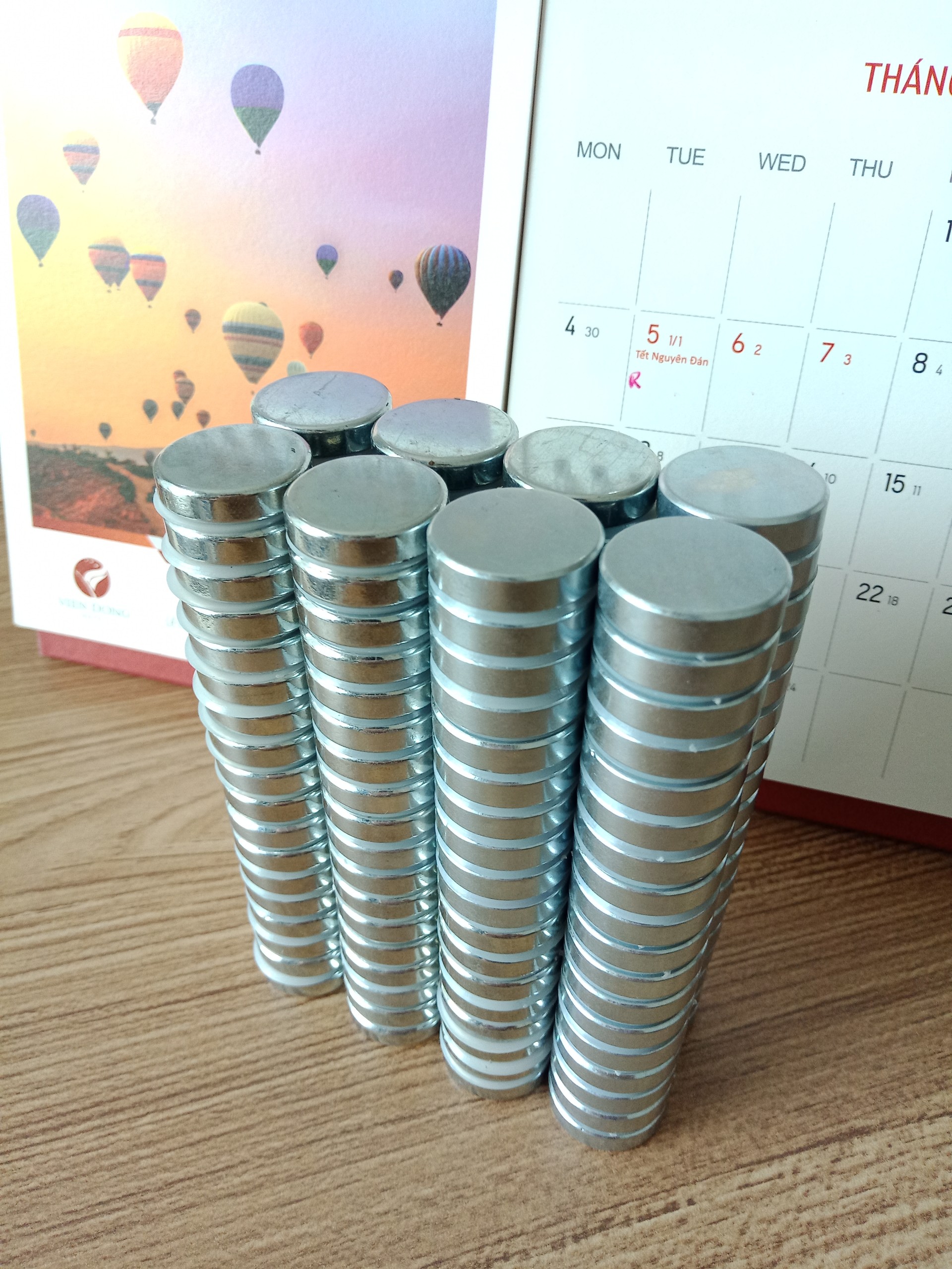 10 Viên Nam Châm Đất Hiếm Loại Tròn 20x5mm Mạ Kẽm Lực Từ N35 Cực Mạnh
