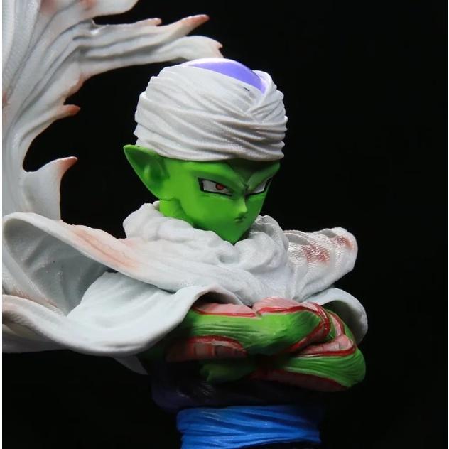 Mô hình Piccolo đứng áo choàng có Led 27cm - Dragon ball