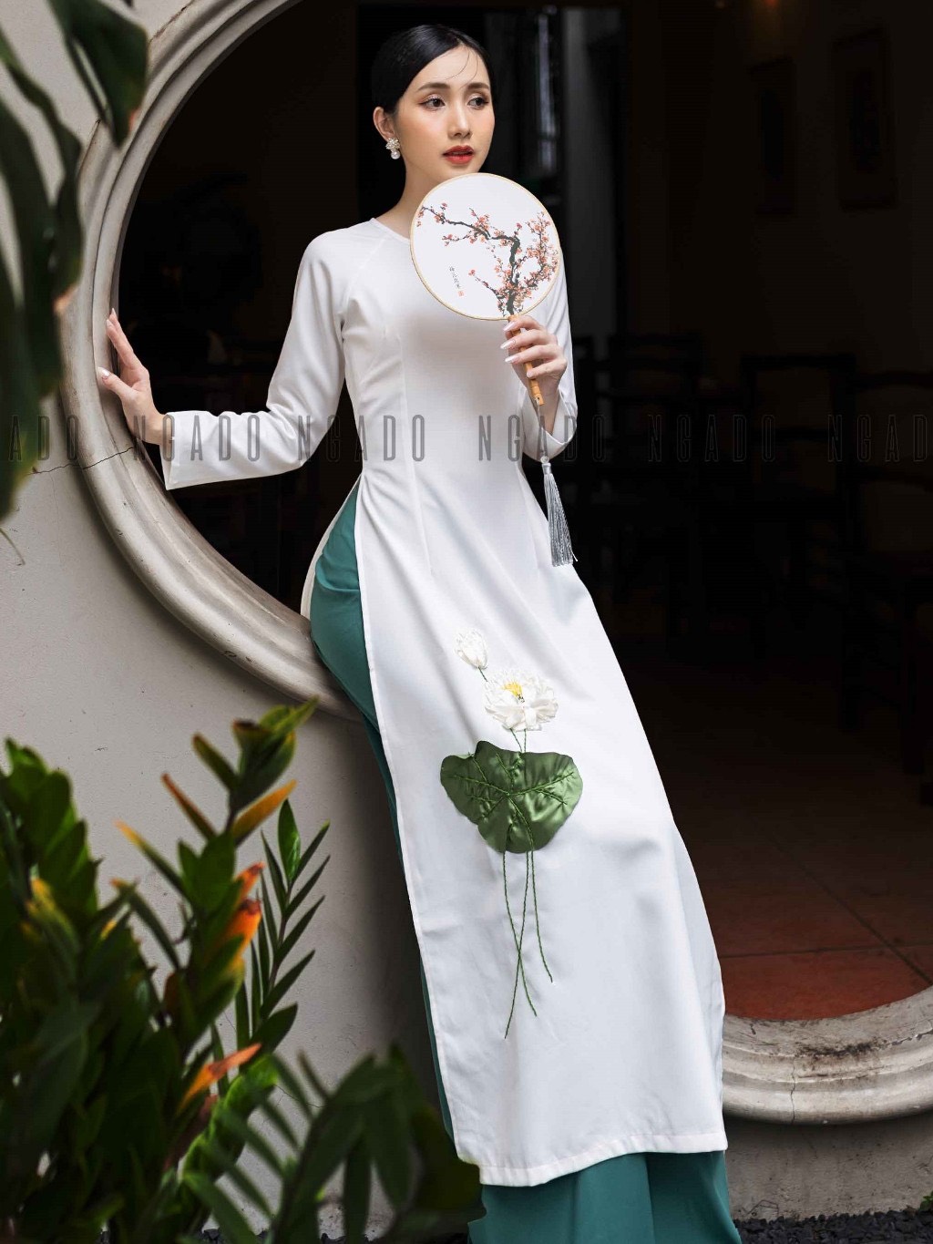 Áo dài Liên Hoa NGADO