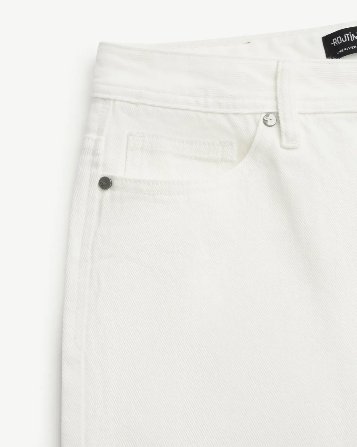 Quần denim nam / Quần jean màu Trắng thêu túi sau Form Straight cropped - RT 10S25DPA011 | ROUTINE CÀ MAU