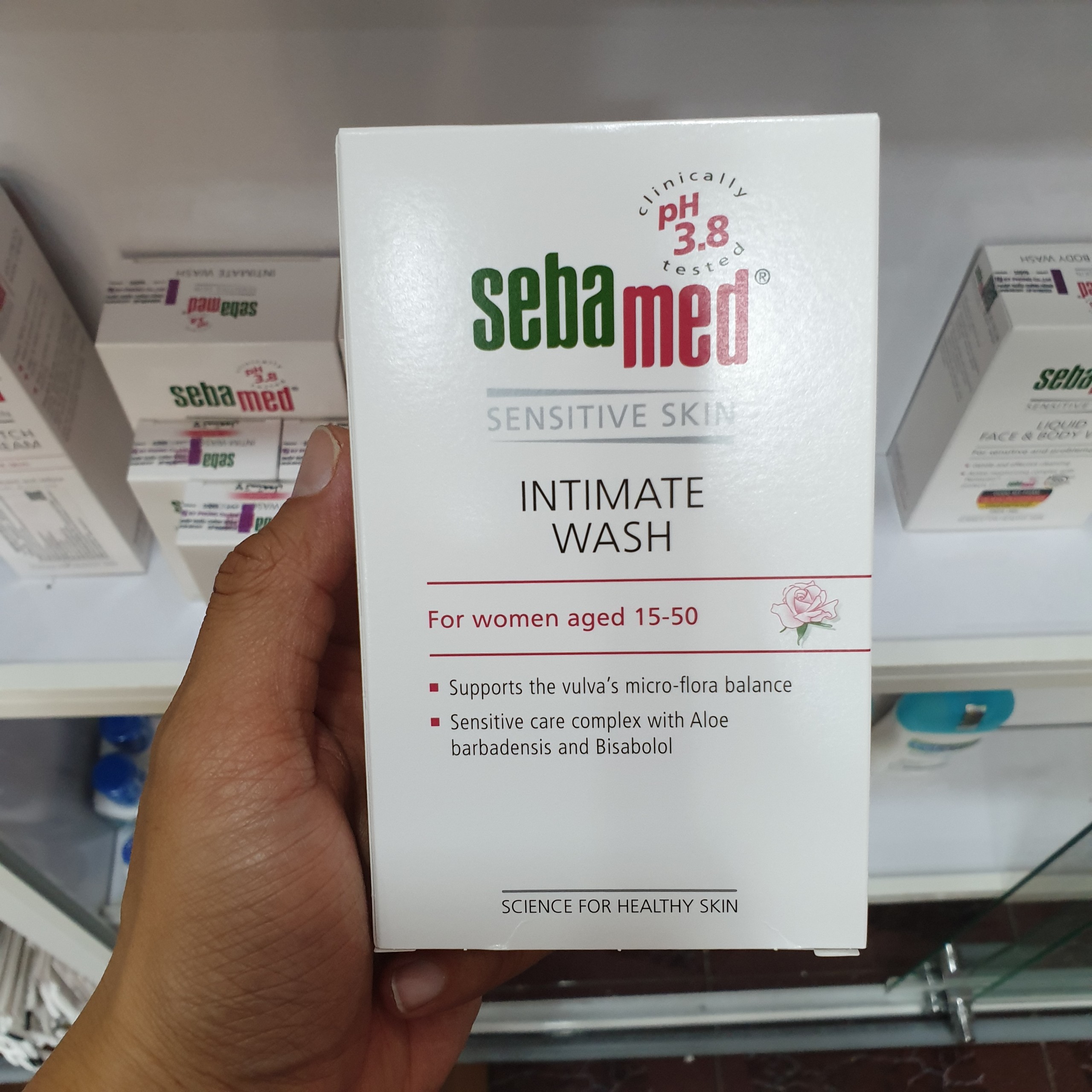 Dung Dịch Vệ Sinh Phụ Nữ Sebamed SSS04C Ph3.8 (200ml)