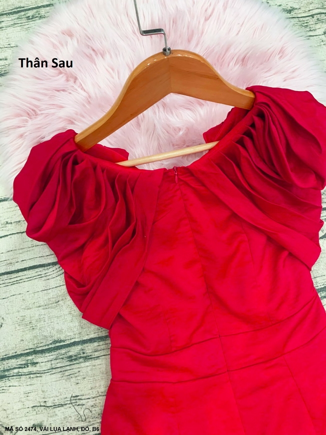 ĐẦM LAI CHÉO TAY XẾP LY