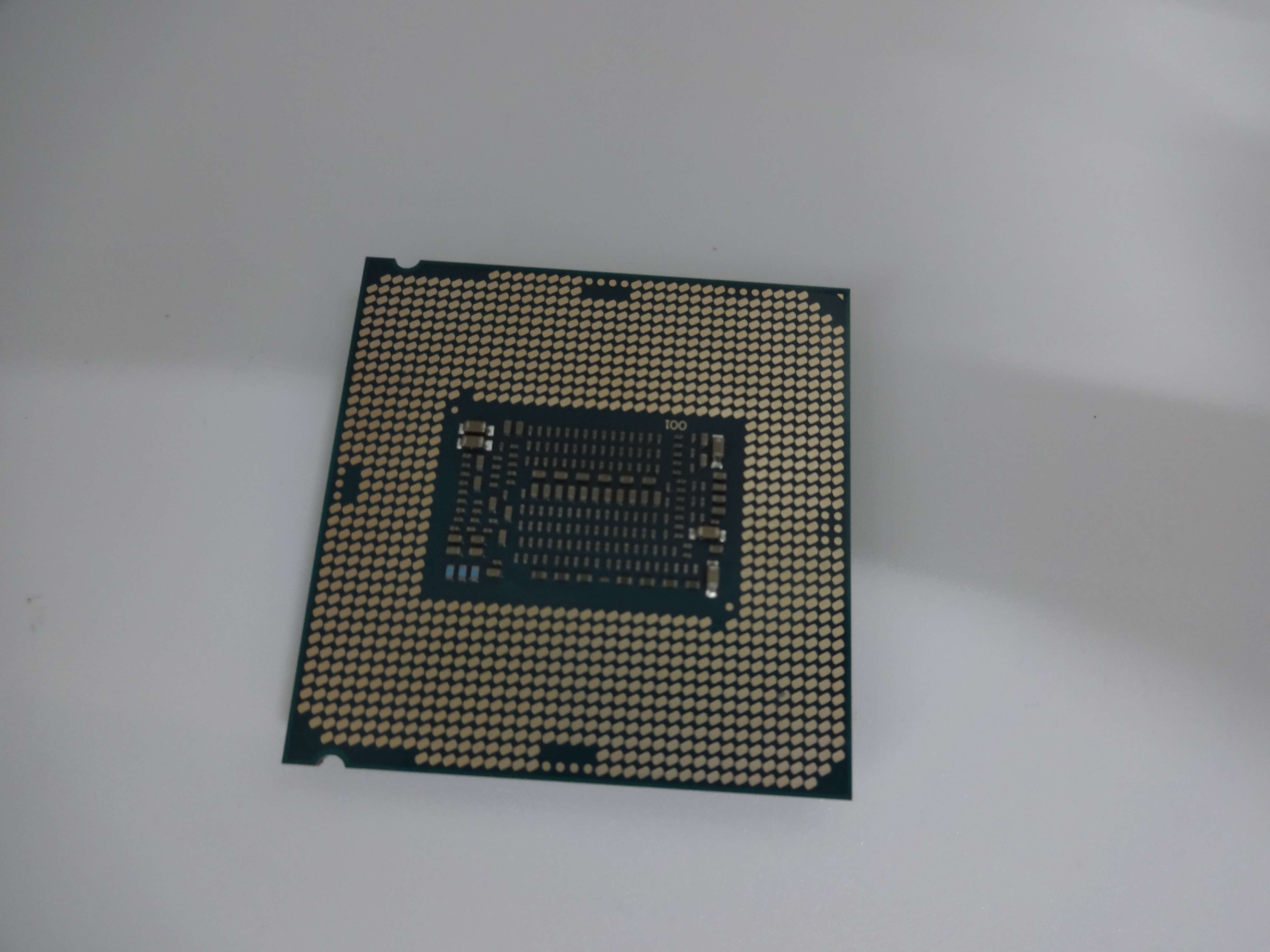 Bộ vi xử lý CPU Intel Xeon E-2124G (CPUPC050) - Hàng chính hãng