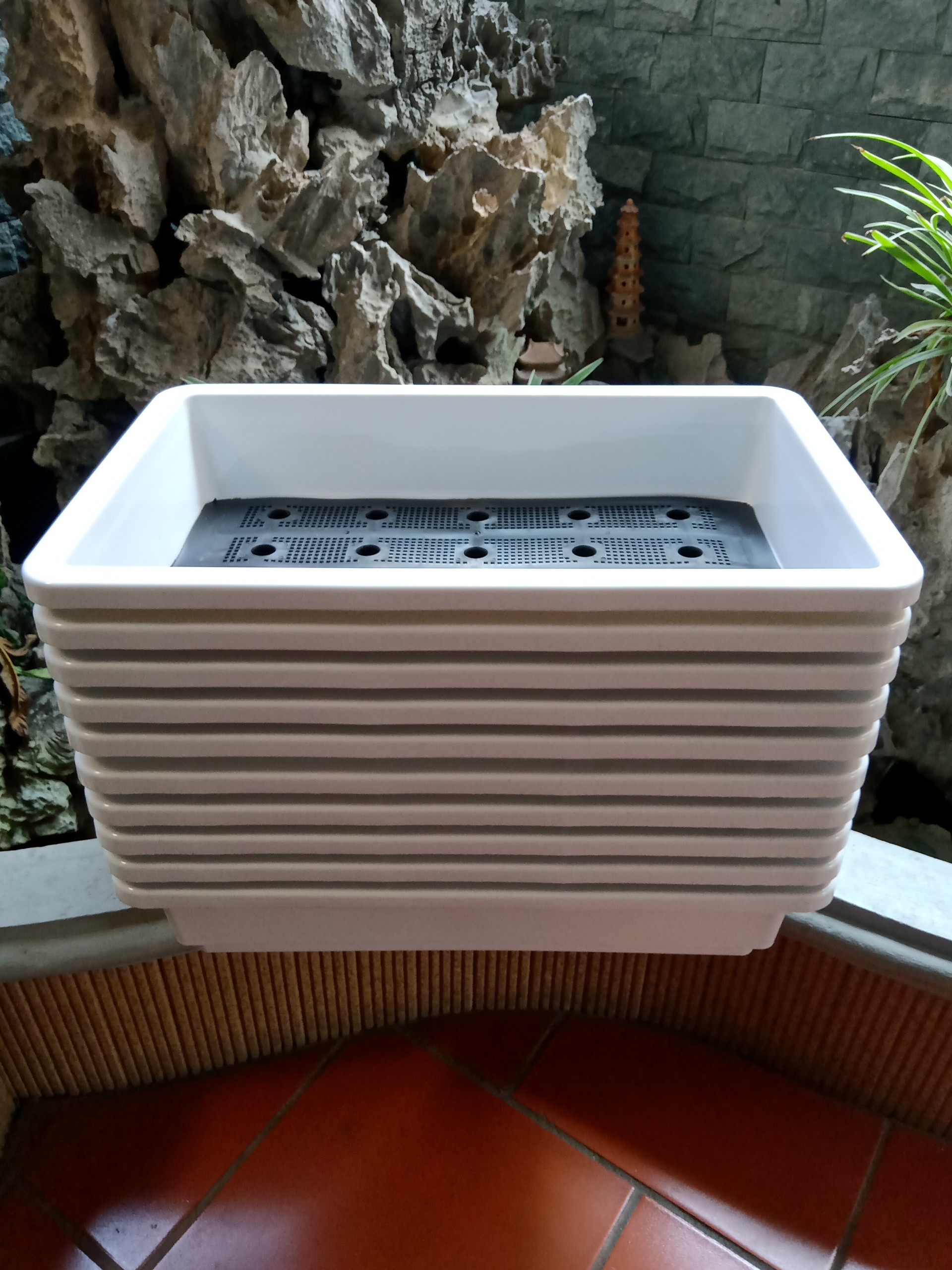 Combo 10 chậu trồng rau thông minh 2 đáy màu trắng 67x43x15 cm