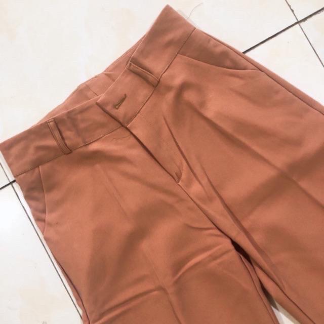Quần culottes ống suông 1 khuy trước tuyết mưa