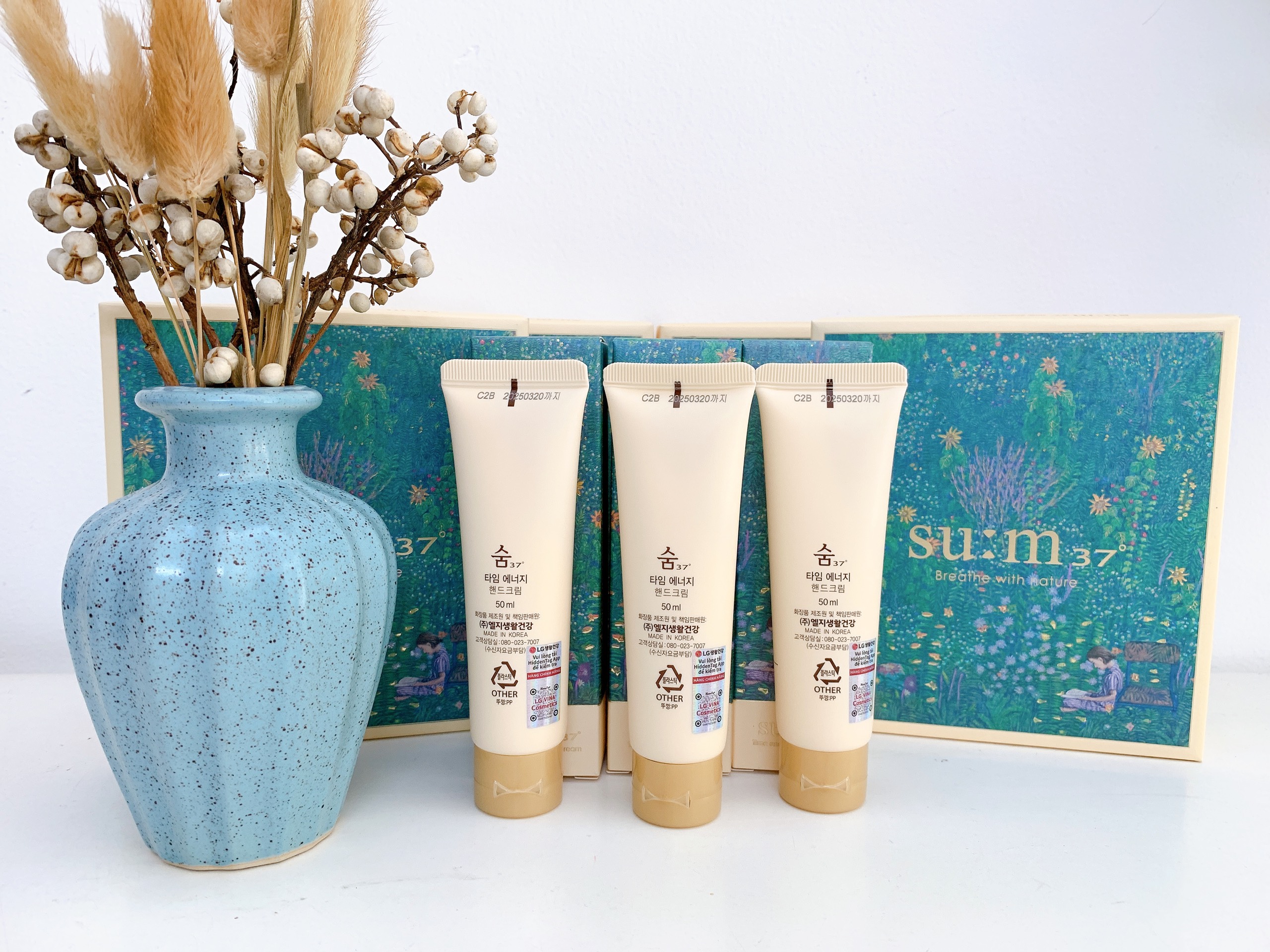 Bộ dưỡng ẩm và làm dịu da tay Su:m37 Time Energy Hand Cream Special Set