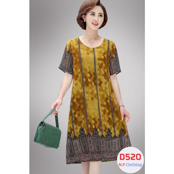 Đầm Trung Niên D520, Mẫu Váy Thổ Cẩm Cho Mẹ Cổ Tròn Ngắn Tay Form Suông Rộng Rãi Sang Trọng | Thời Trang Trung Niên U50