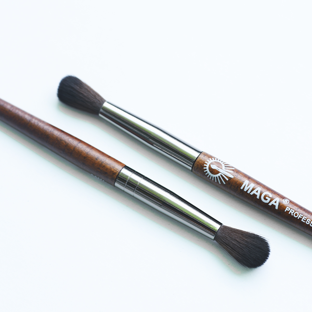 Cọ Blending Mắt MAGA BLENDER BRUSH 12