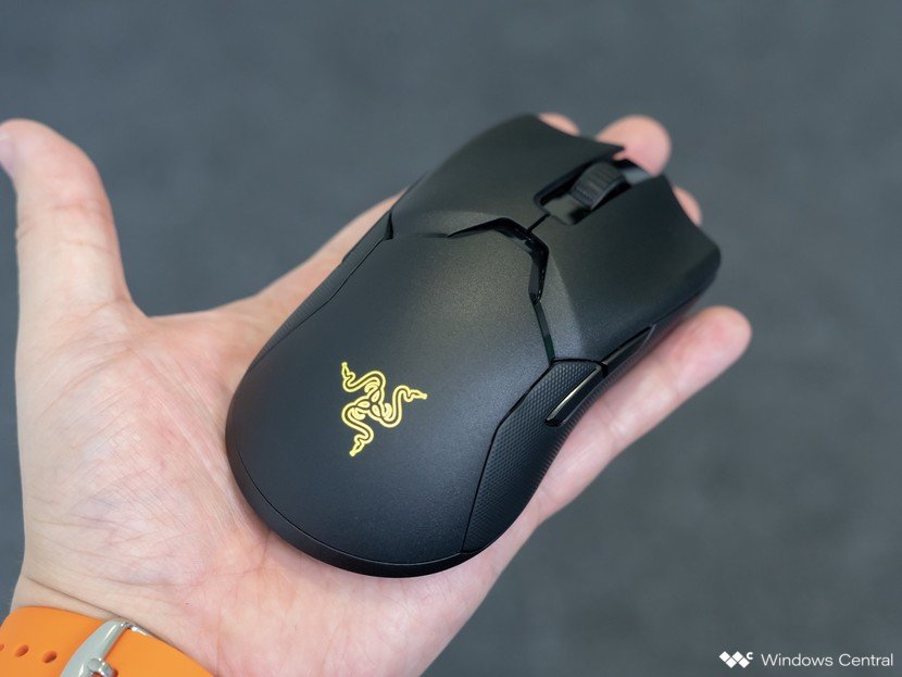 Chuột Razer Viper Ultimate-Wireless_RZ01-03050200-R3A1- HÀNG CHÍNH HÃNG