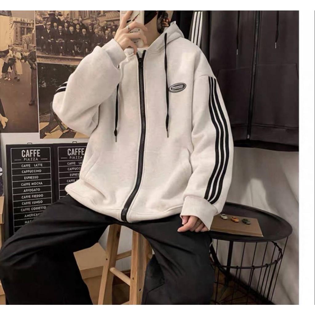 Mua ÁO KHOÁC NỈ 3 SỌC FORM UNISEX NAM NỮ MIX ĐỀU NGẦU SIÊU PHẨM VIỆT MỚI BAO ĐẸP - Màu xám trắng,Int:XS tại Sky fashion 89 Mua Áo Khoác Nỉ 3 Sọc Form Unisex Nam Nữ Mix Đều Ngầu Siêu Phẩm Việt Mới Bao Đẹp - Màu Xám Trắng,Int:Xs Tại Sky Fashion 89