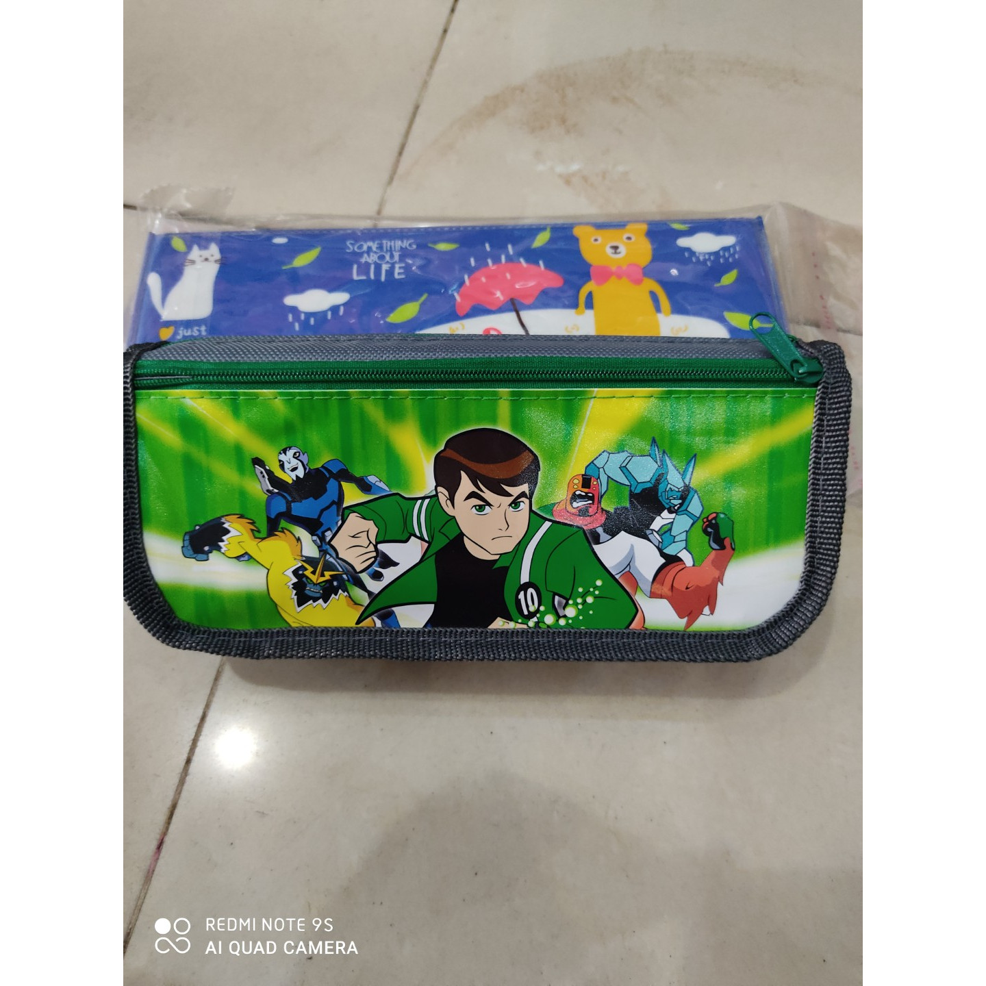 Hộp bút vải hình Ben 10
