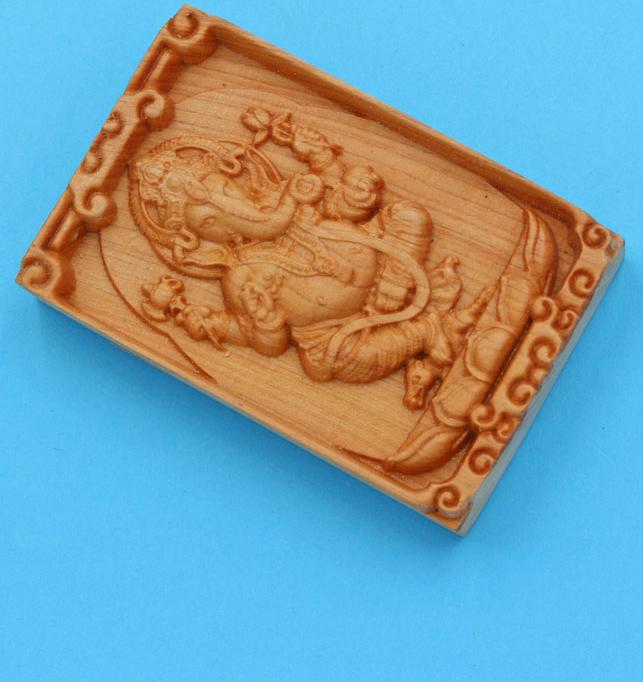 Mặt gỗ hoàng đàn khắc hình thần Ganesha MG99