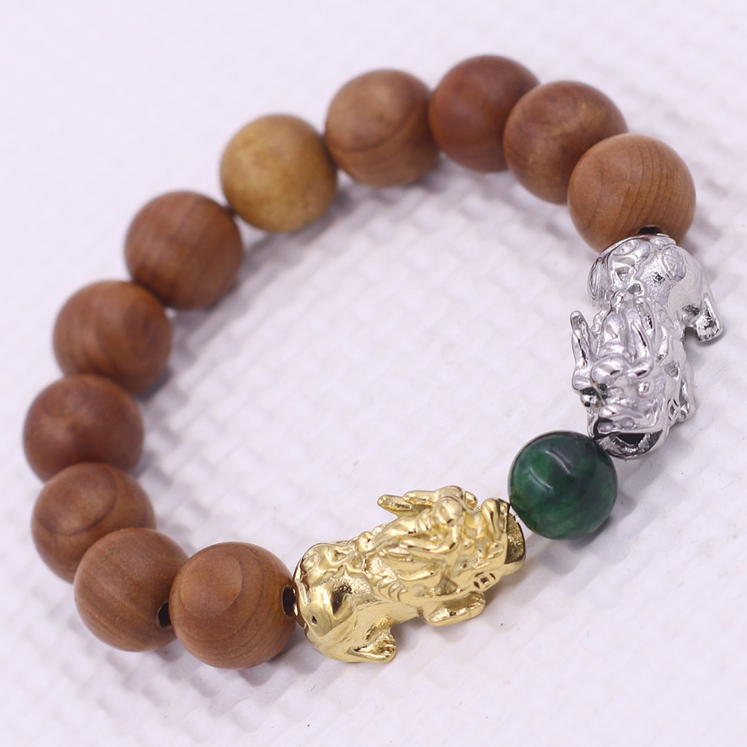 Vòng chuỗi đeo tay gỗ thủy tùng 12 ly charm tỳ hưu đôi inox trắng và vàng, vòng chuỗi phong thủy, charm tỳ hưu, vòng tay hạt chuỗi