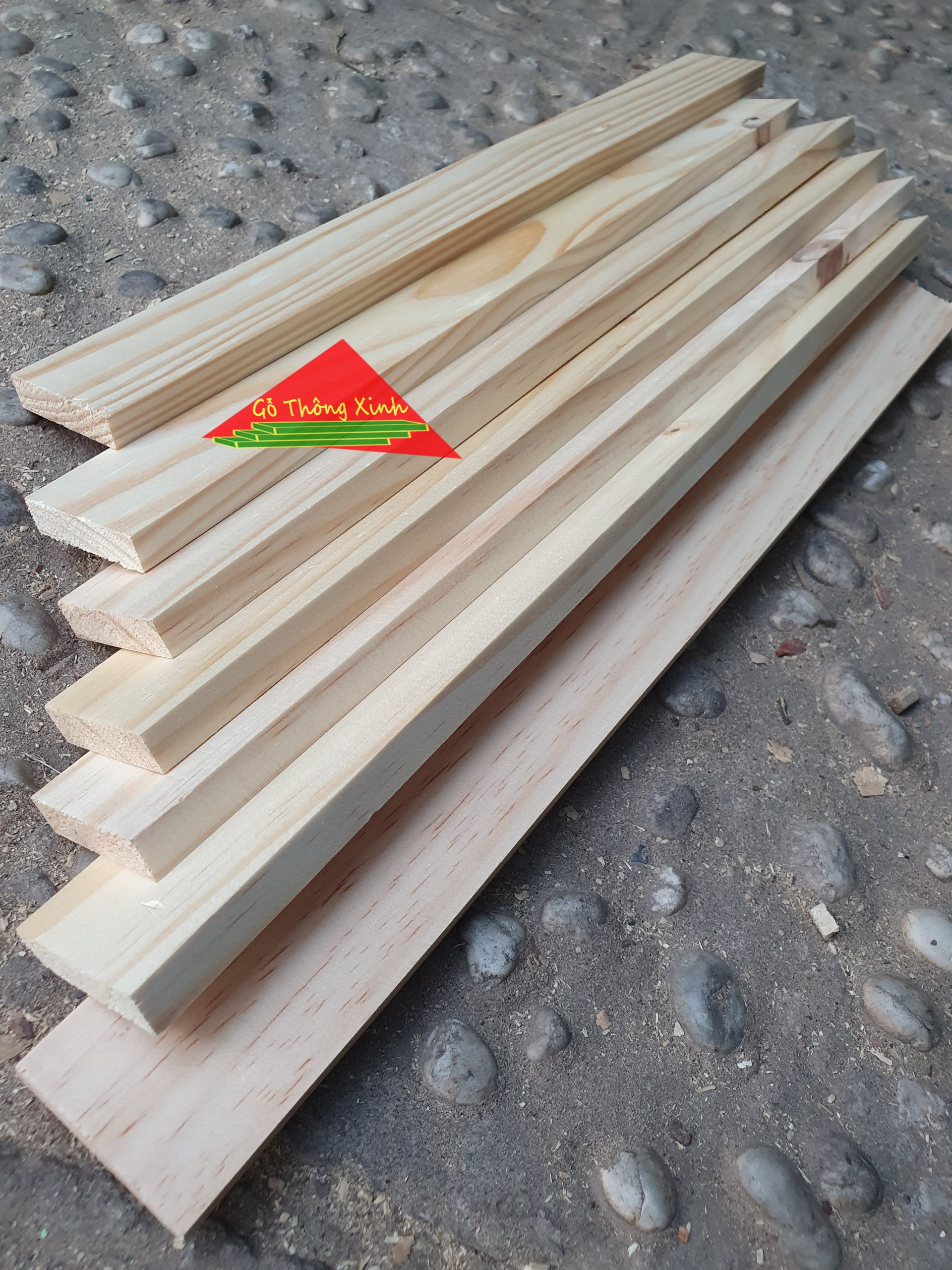 Thanh gỗ thông dài 50cm,rộng 4cm,dày 1cm dùng làm nẹp chỉ,khung viền,đóng vật dụng,trang trí nhà cửa,DIY