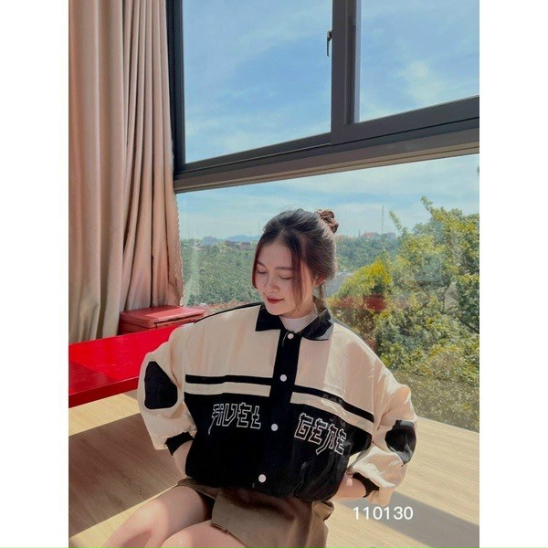 Áo Khoác Croptop, Áo Khoác Da Lộn 2 Lớp Cao Cấp Thêu Họa Tiết Nổi Siêu Hot, Áo khoác Unisex form ngắn croptop 2 lớp cao cấp chất da lộn mịn đẹp, không xù, kiểu dáng basic