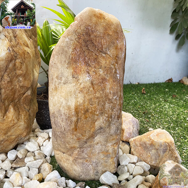 Trụ Đá Thạch Anh Hồng Thô Tự Nhiên Nguyên Khối Trấn Trạch – Nặng 14kg (19*35 cm) - K154