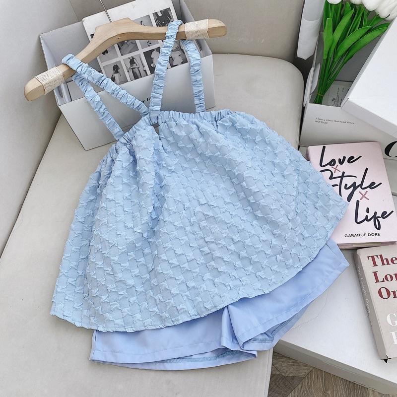 Set áo 2 dây dáng xoè chất xốp nổi phối quần short