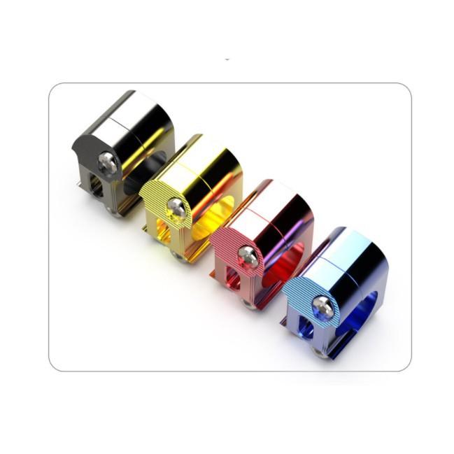Đồng hồ đo áp suất khỉ và tay cầm
