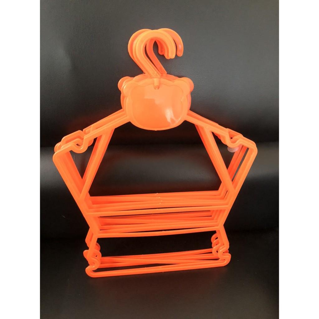 Móc quần áo trẻ em, móc bộ trẻ em size 0-3 tuổi