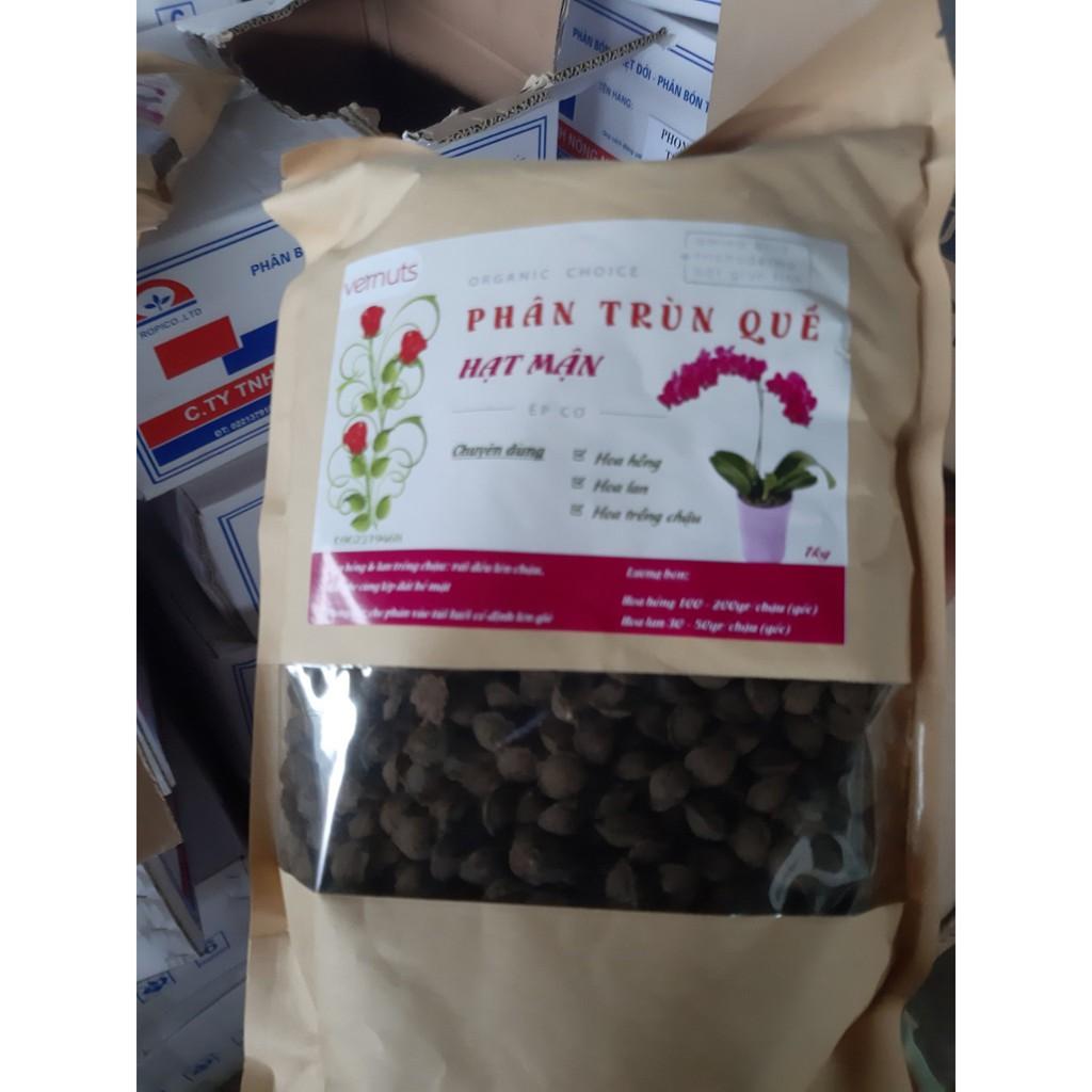 Phân trùn quế viên nén hạt mận tiện lợi tốt cho hoa hồng, hoa lan và các loại cây trồng