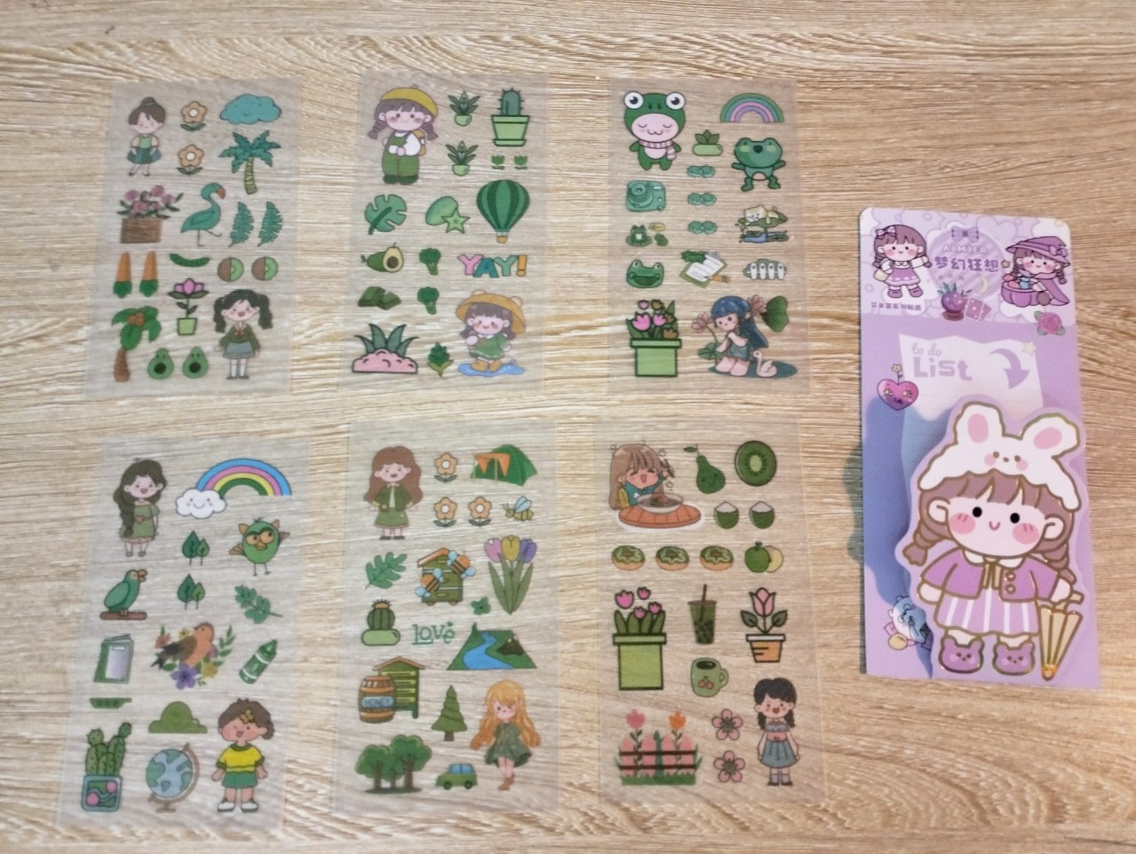 Tập sticker cô bé đáng yêu, rõ nét dùng để trang trí sổ tay, bàn học, sách vở