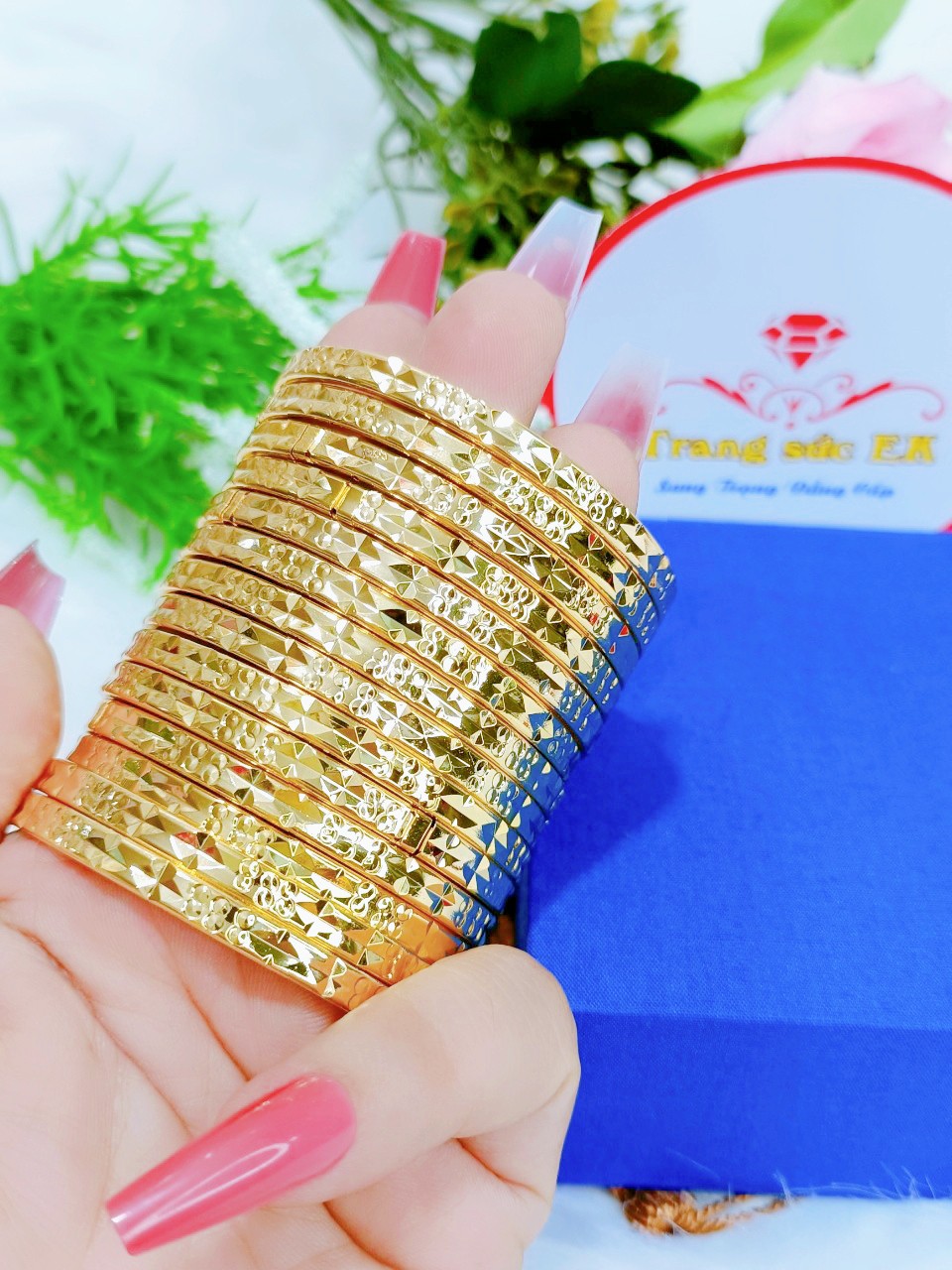 Vòng ximen 7 chiếc khóa bấm lưỡi gà ma 18.k cực đẹp