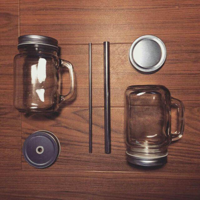 Cốc thủy tinh có quai đựng nước 450ml nắp lỗ