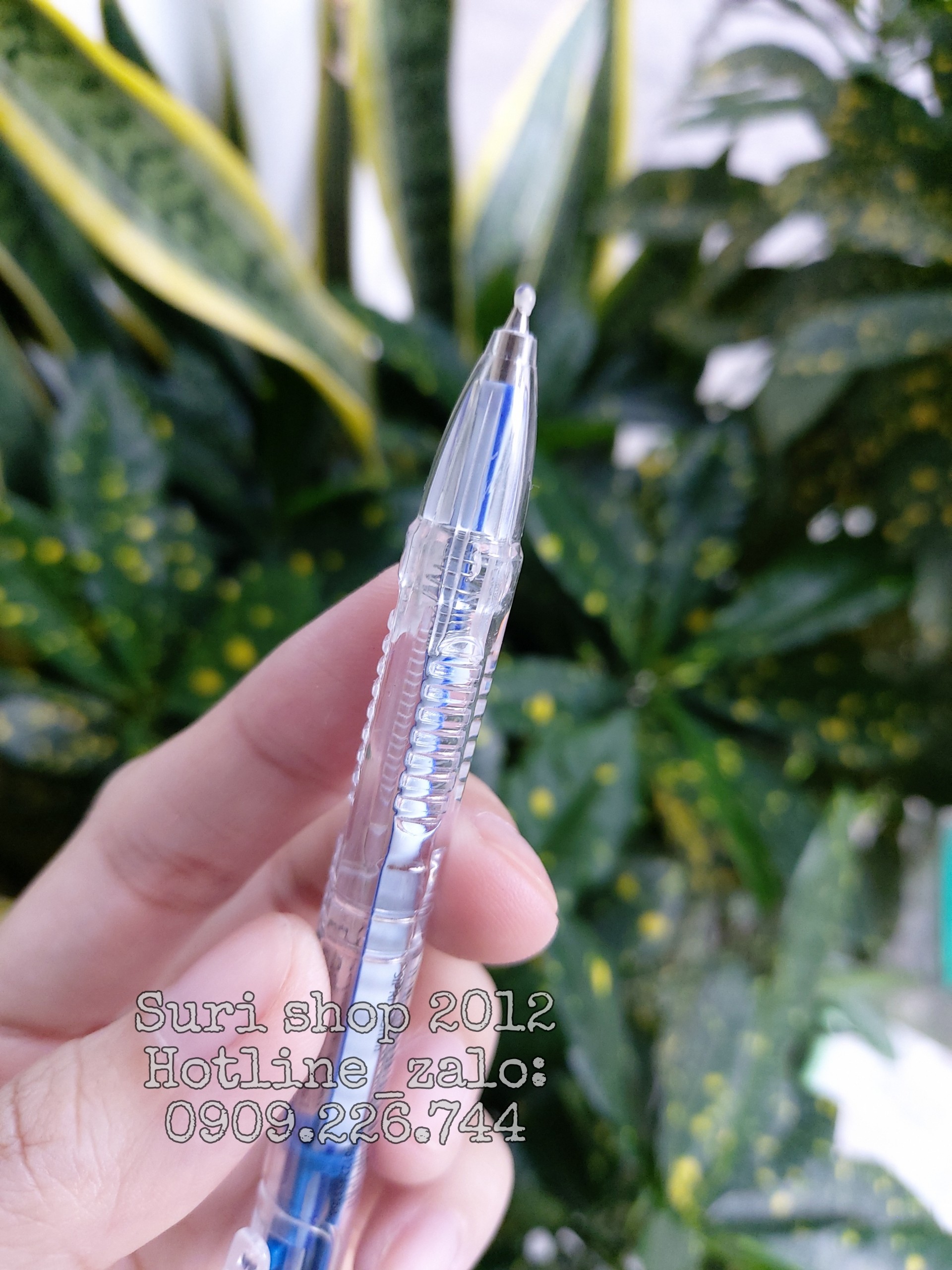 Hộp 25 cây bút bi mực xanh Shipri Thái Lan ( tùy đợt nhựa thân bút có màu khác giao ngẫu nhiên )