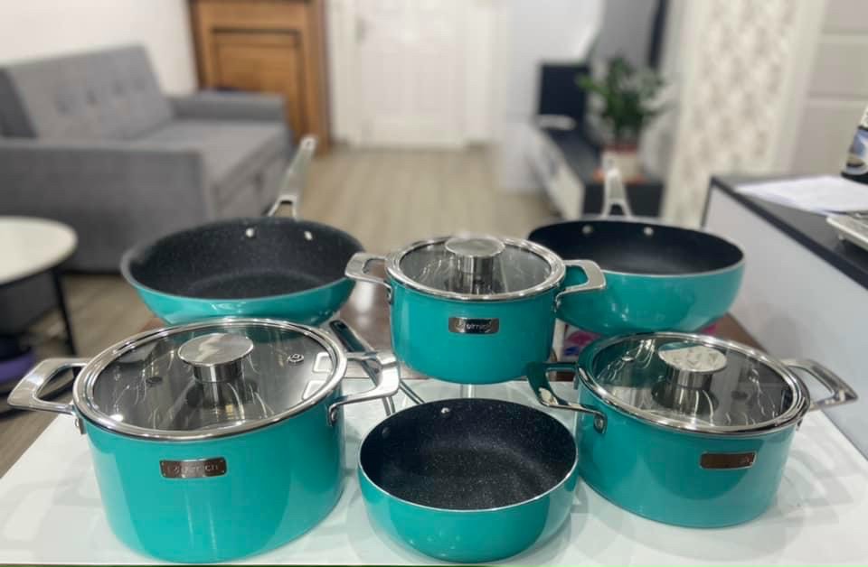 Nồi inox mầu, 3 lớp liền khối Elmich Hera - Hàng Chính Hãng