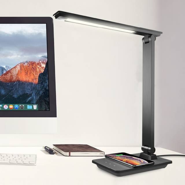 Đèn LED Bảo Vệ Mắt 5W TT-DL057 Cổng USB-A Tích hợp sạc nhanh không dây