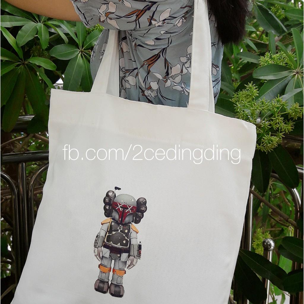 Túi tote trắng KAWS_3