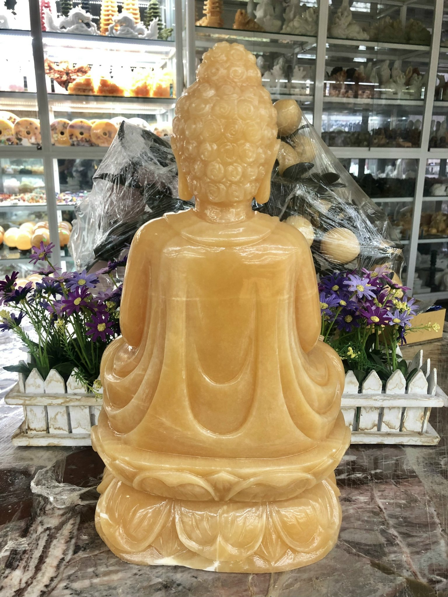 Tượng Phật A Di Đà ngồi đài sen đá ngọc hoàng long - Cao 40 cm
