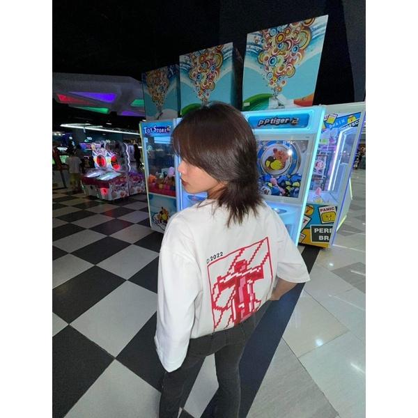Áo Thun Unisex Form Rộng TeeHolic Logo THS Pixel Màu Đen - Trắng