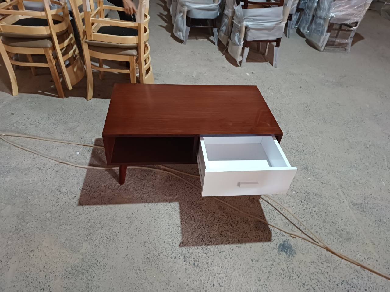 Bàn trà sofa Mẫu Nhật Juno Sofa 50 x 90 x cao 44 cm