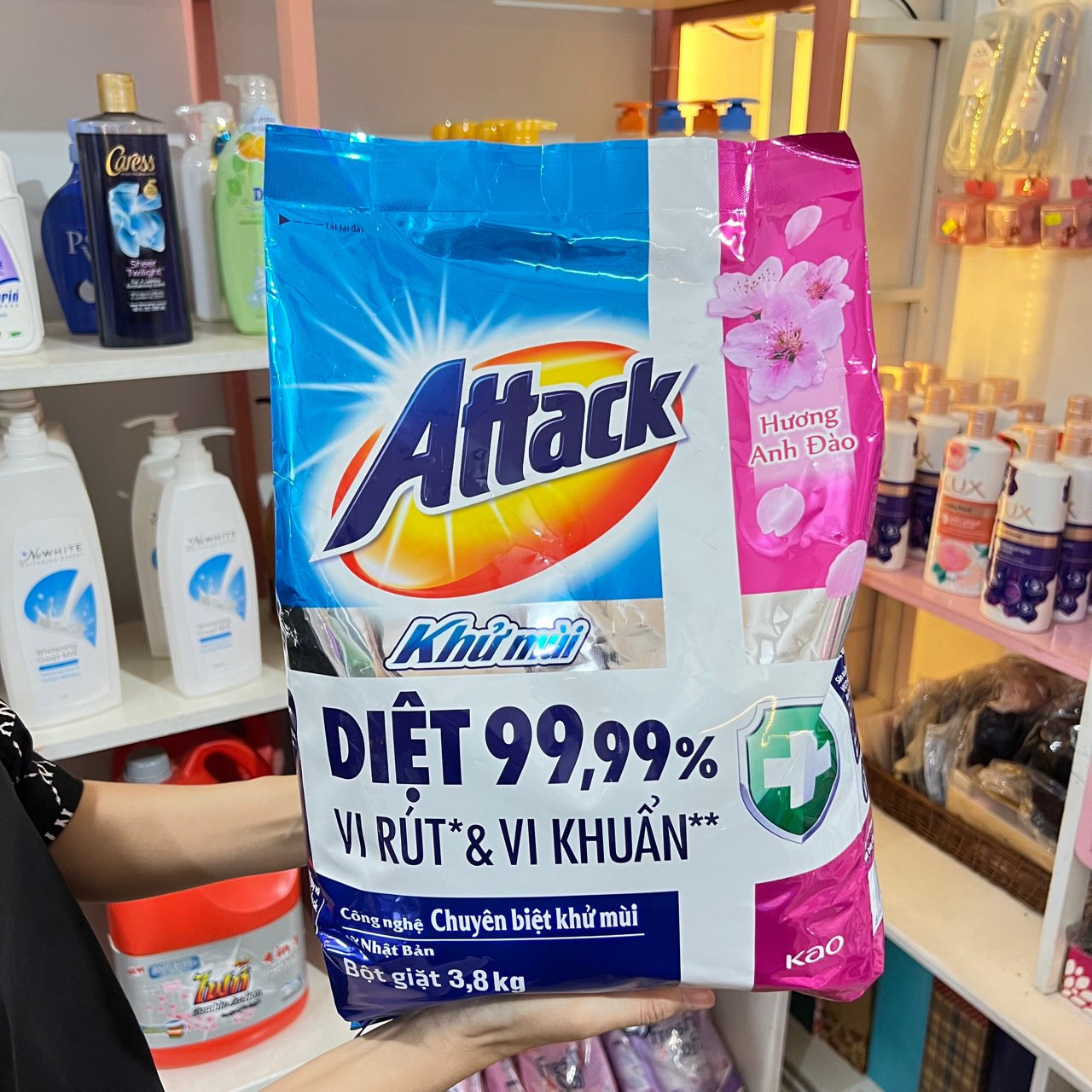 Bột giặt hương anh đào làm bay mùi kháng khuẩn gói 3.8KG