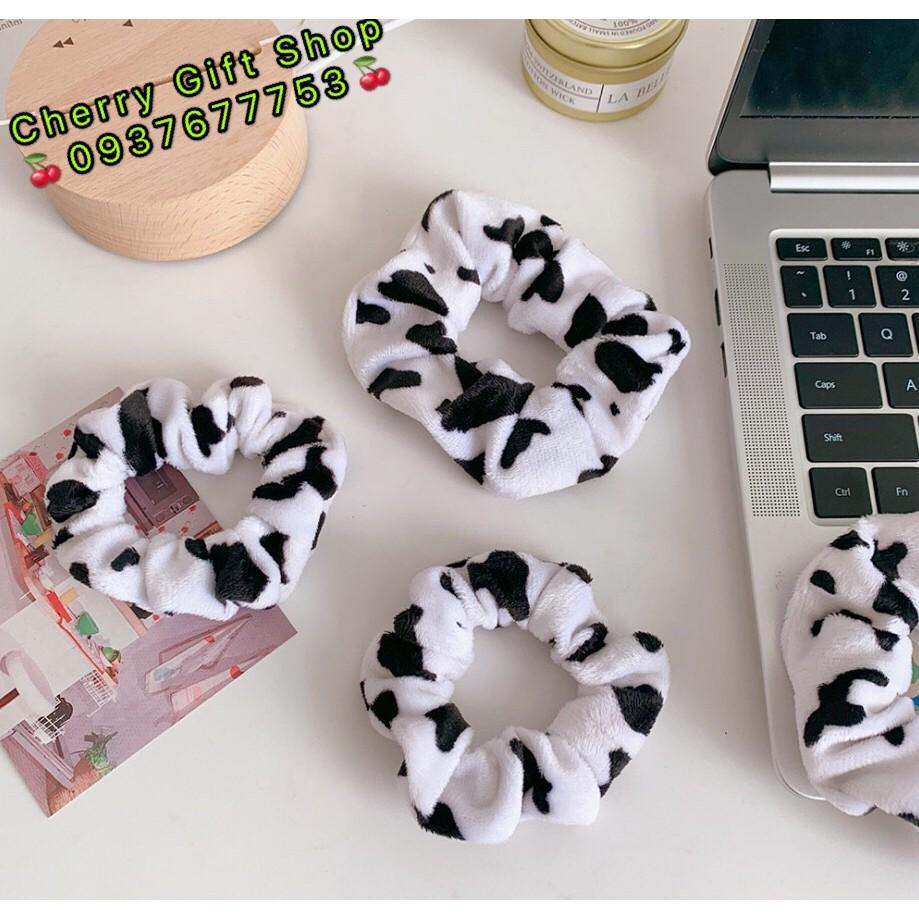 Dây Buộc Tóc Scrunchies Hình Bò Sữa Hot Trend