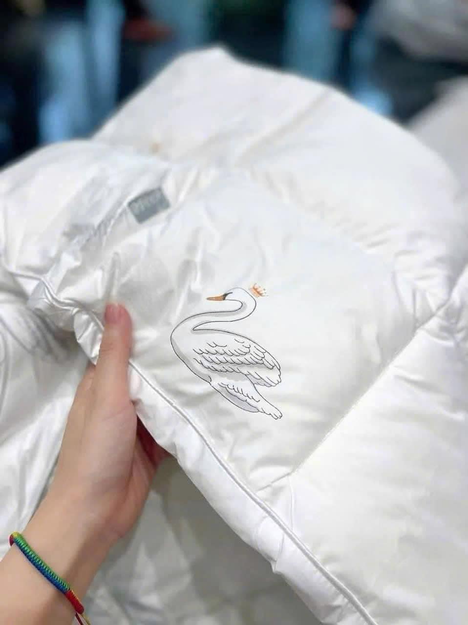 Chăn lông vũ siêu cấp Moncler 200x230cm Hàng chính hãng
