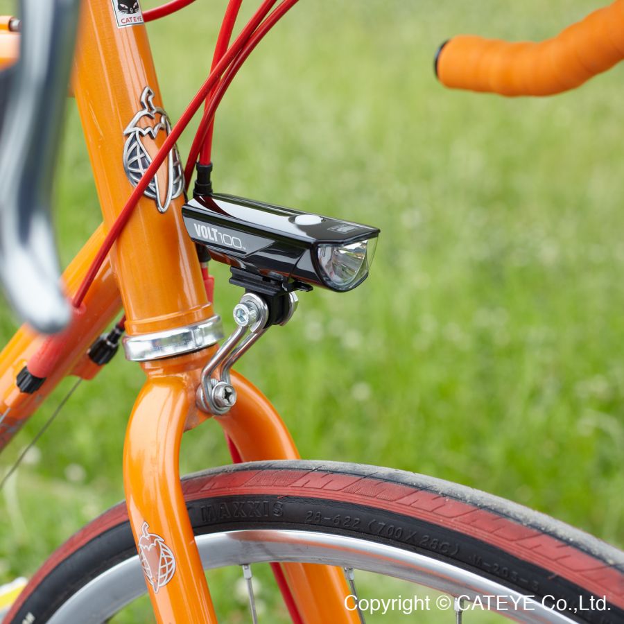 Gá cài đèn xe đạp CatEye CFB-100 Center Fork Bracket 5342440